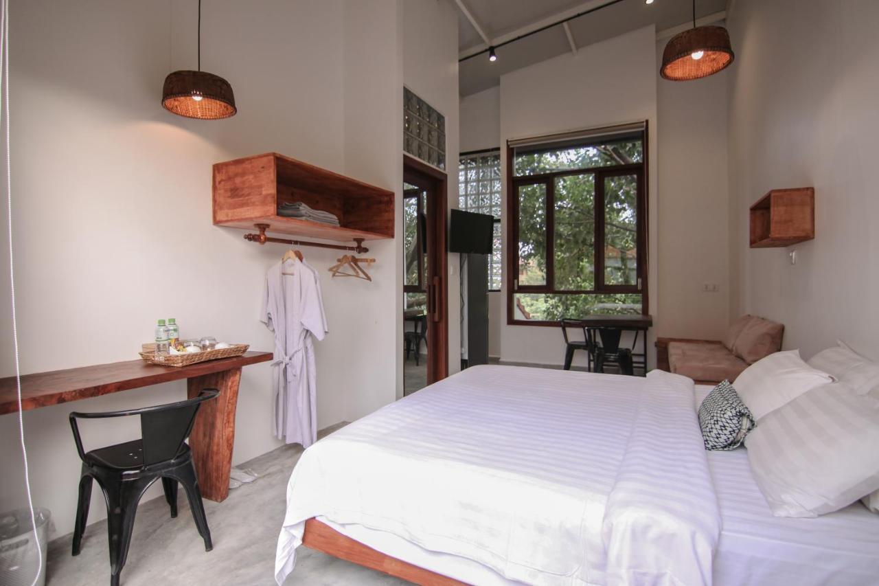 Sarina Hotel & Villa Phnom Penh Exteriör bild