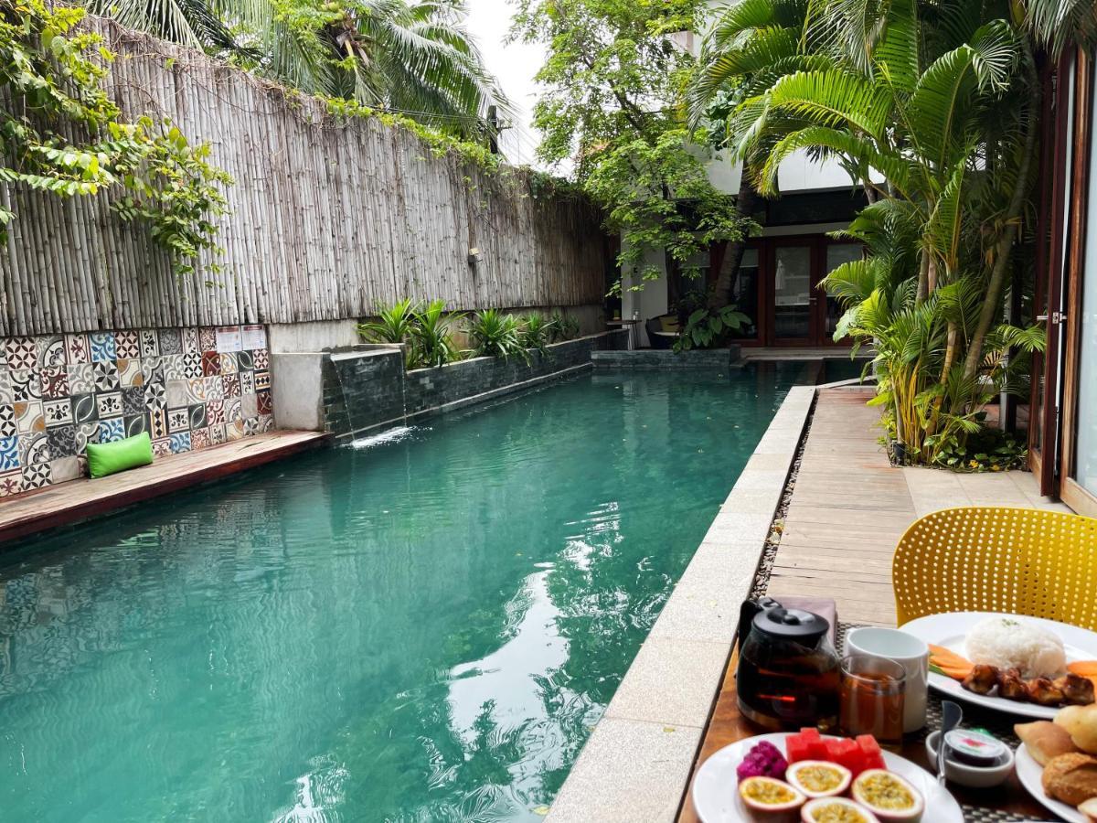 Sarina Hotel & Villa Phnom Penh Exteriör bild